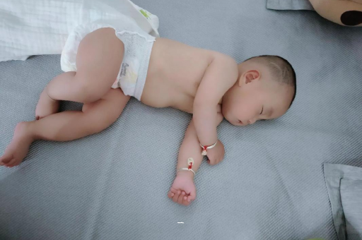 杞县怀孕肚子撑的难受